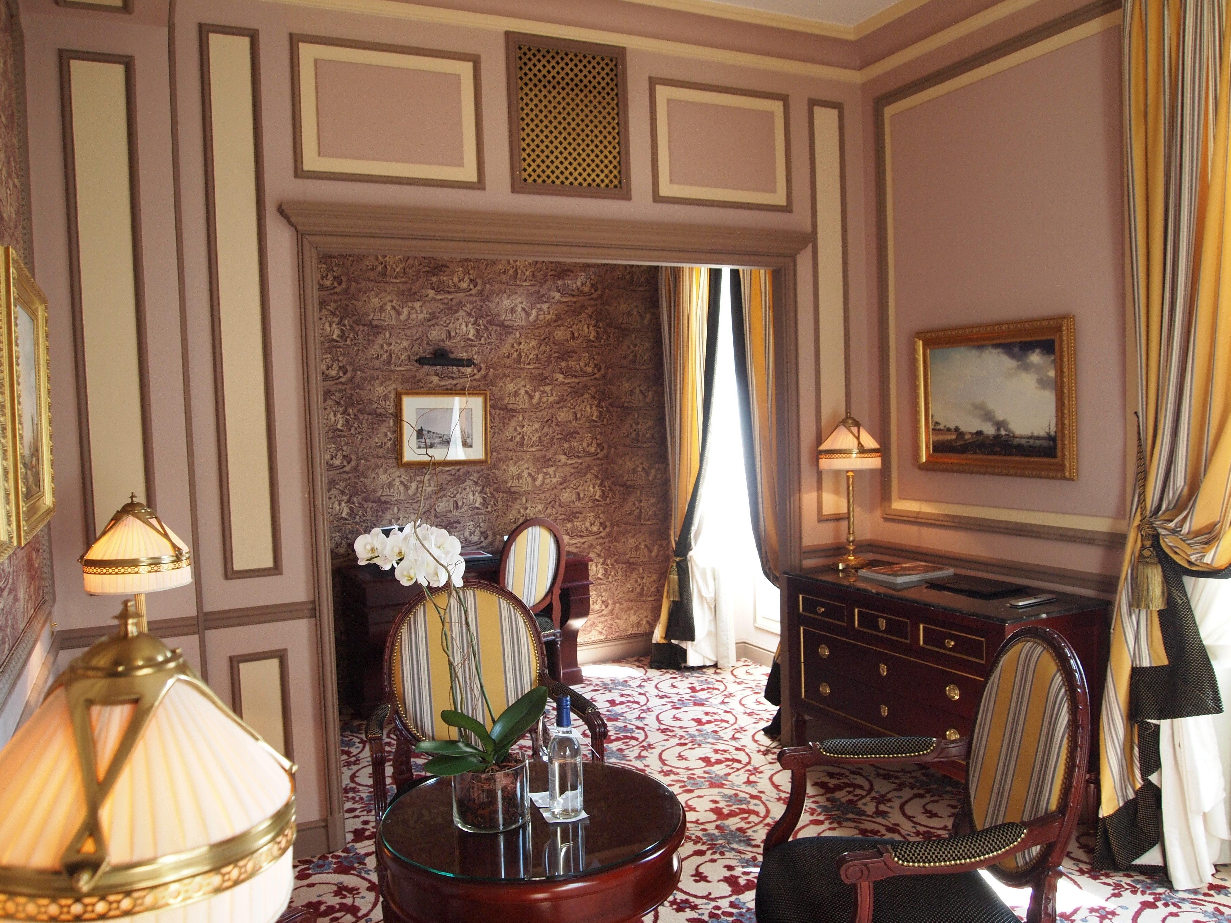 Intercontinental Bordeaux Le Grand Hotel By Ihg Dış mekan fotoğraf A suite at the hotel