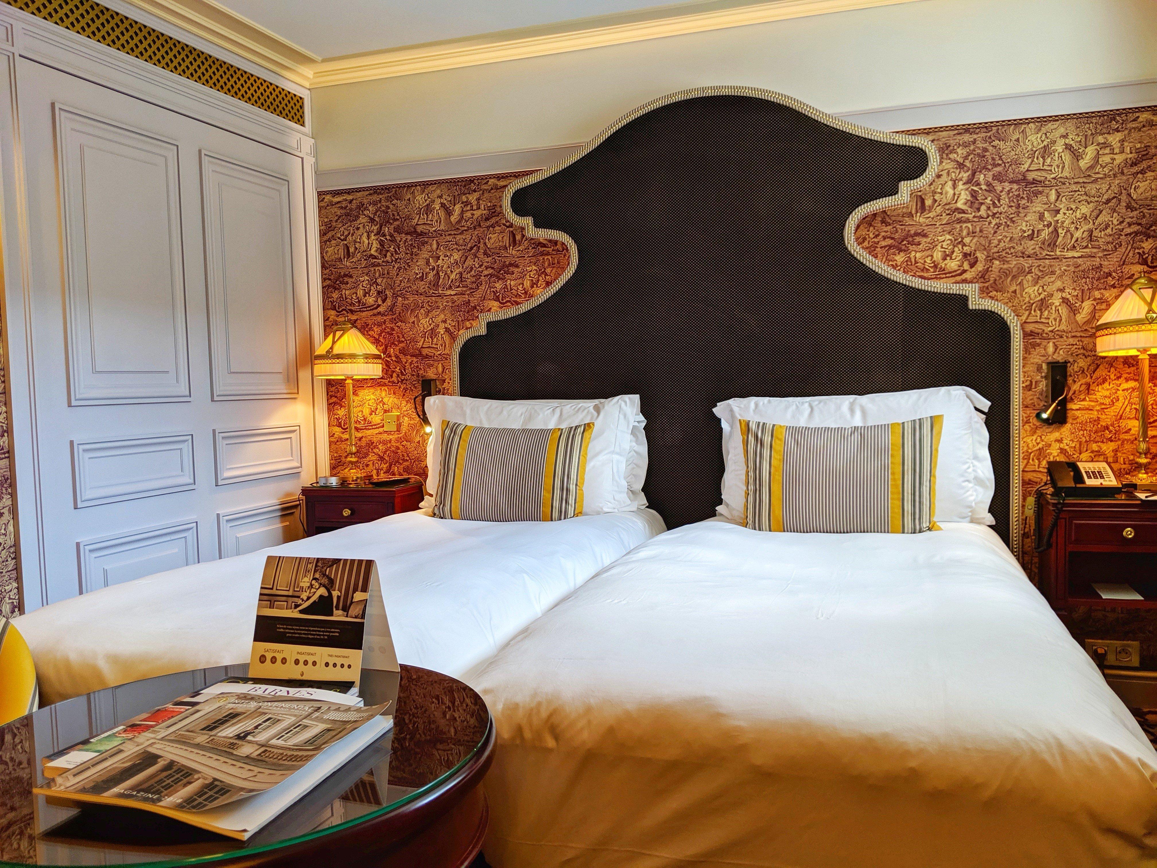Intercontinental Bordeaux Le Grand Hotel By Ihg Dış mekan fotoğraf A room at the hotel