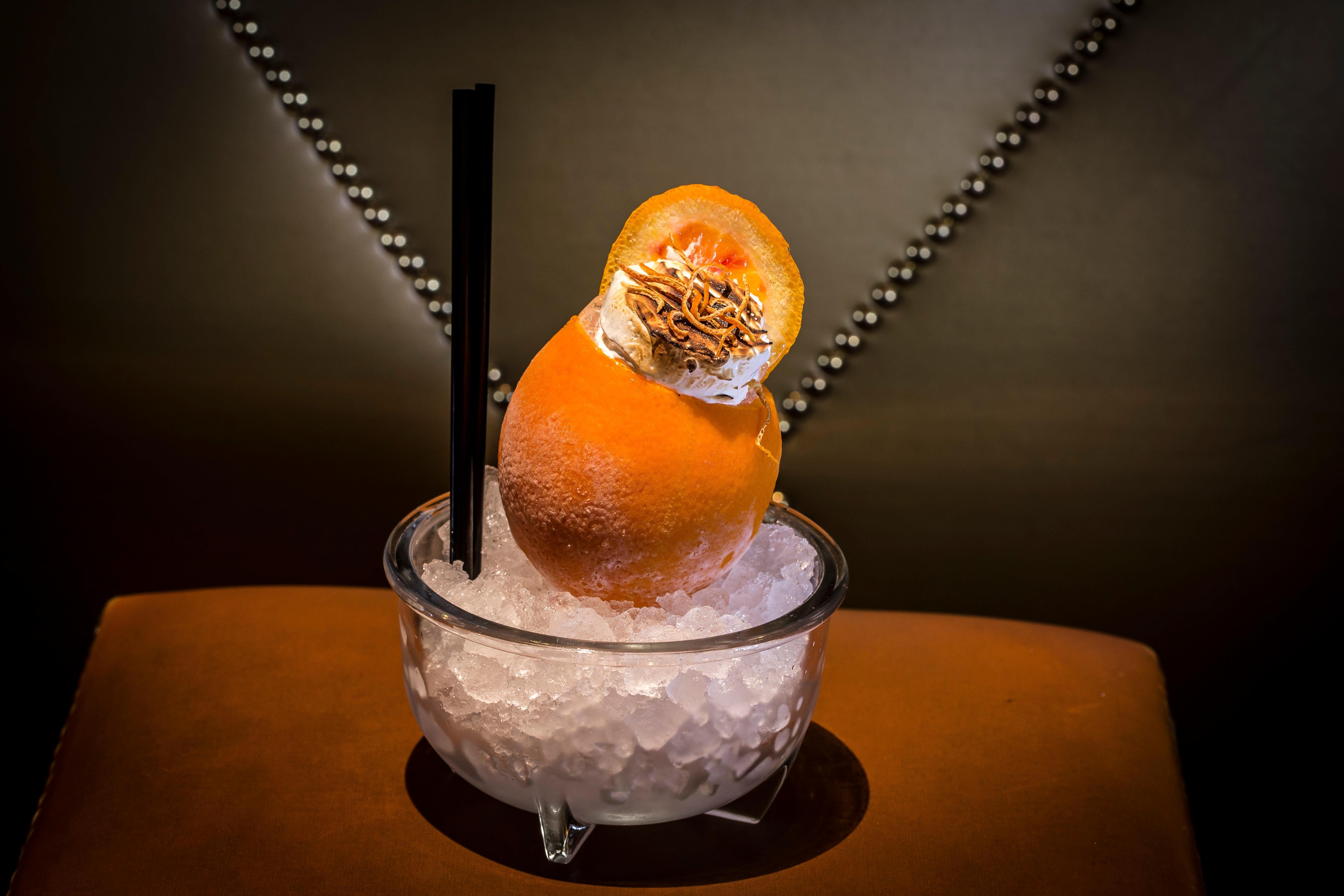 Intercontinental Bordeaux Le Grand Hotel By Ihg Dış mekan fotoğraf A grapefruit cocktail